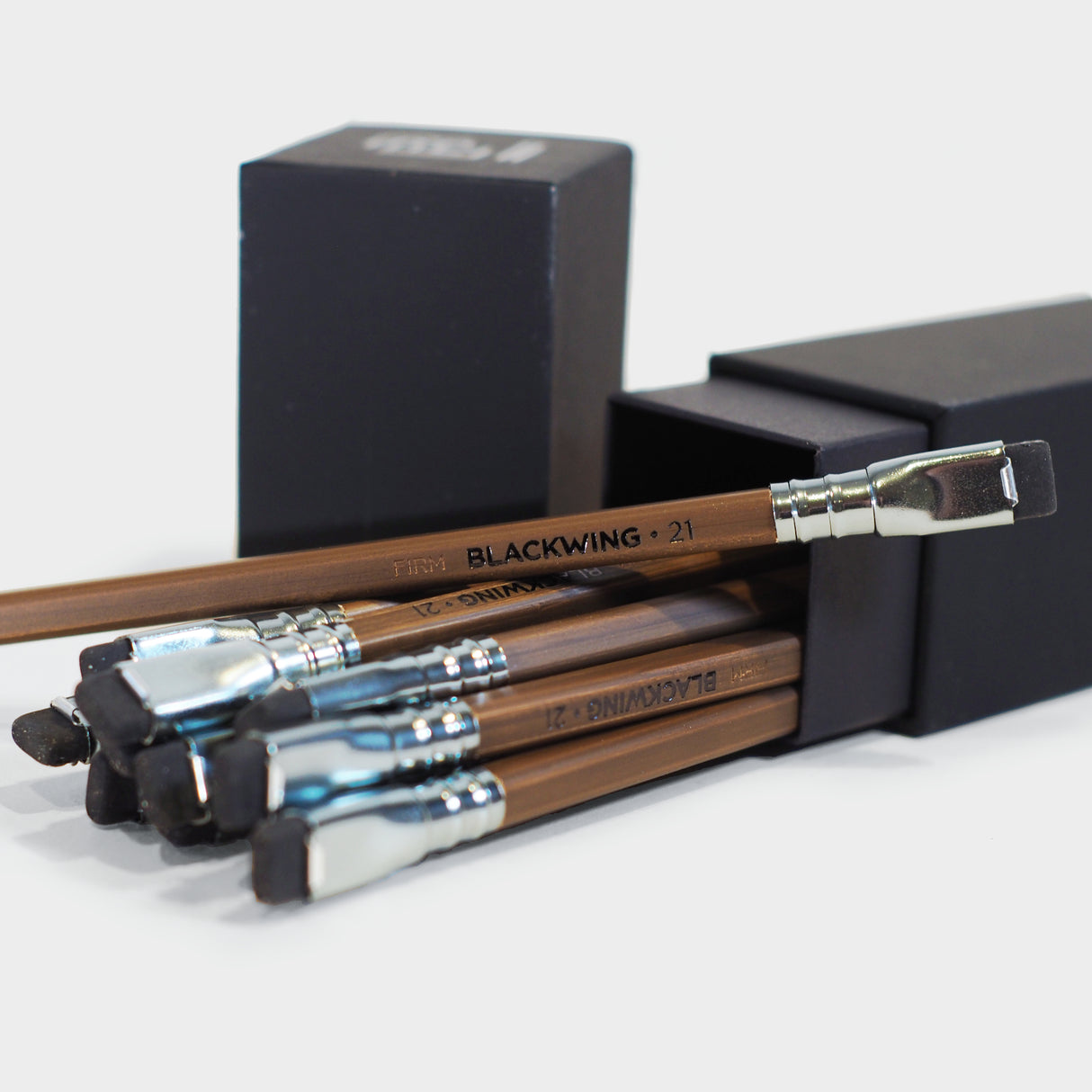 Blackwing Volume 21 - Set of 12