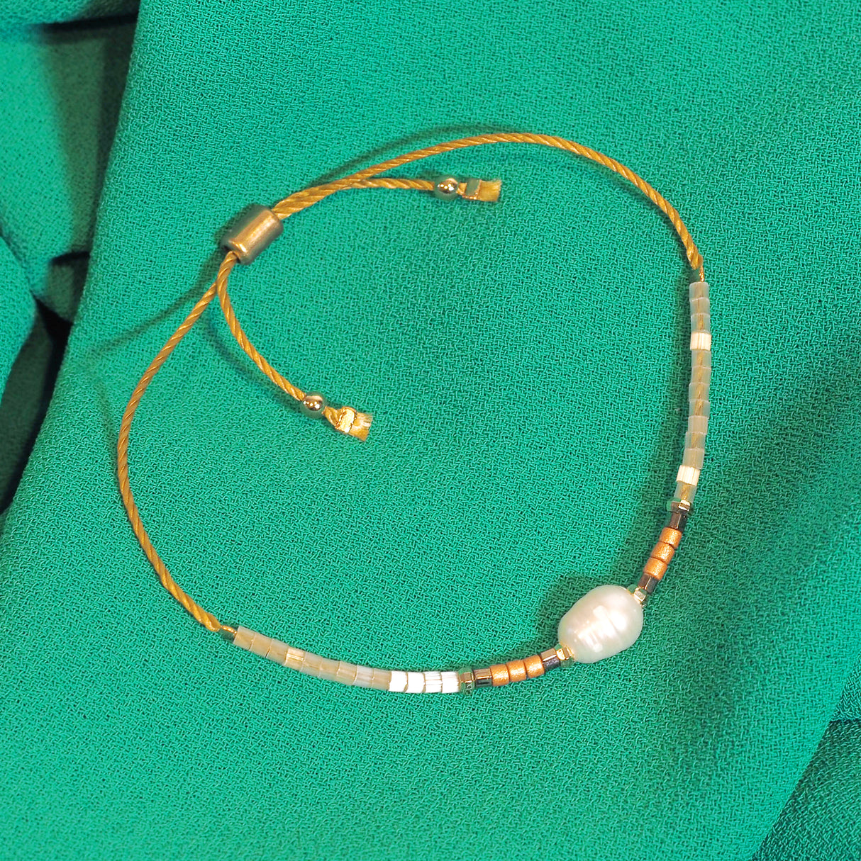 Pearl Bracelet - Light Neutral