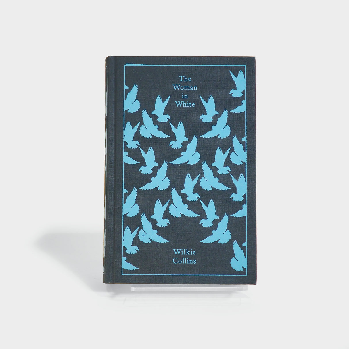 The Woman in White (Penguin Cloth Edition)